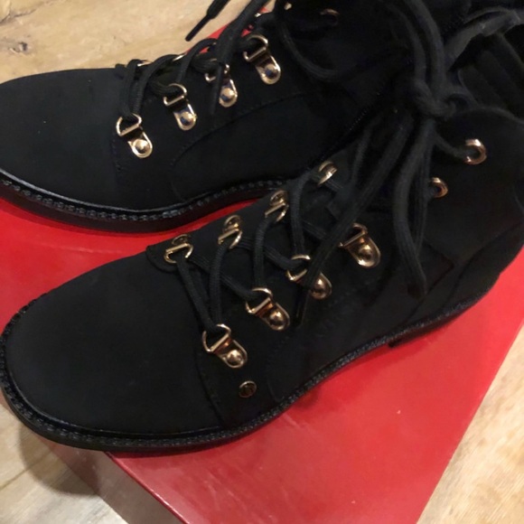 Guess boots Women - Picture 3 of 5